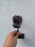 Amethyst auf Metallständer