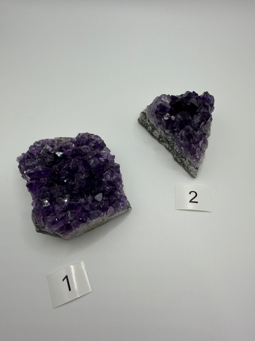 Amethyst free form mit Kristallen